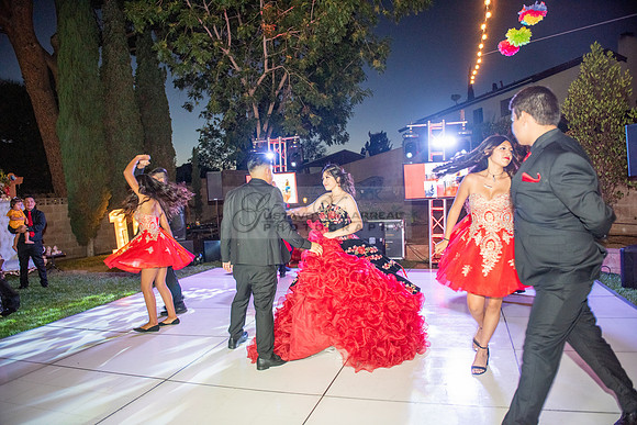 Katelynn Ramirez quinceanera celebration photography and video at Poncitlan square park in Palmdale Ca, www.gustavovillarreal.com, 323-633-8283