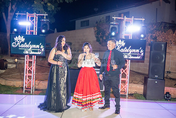 Katelynn Ramirez quinceanera celebration photography and video at Poncitlan square park in Palmdale Ca, www.gustavovillarreal.com, 323-633-8283