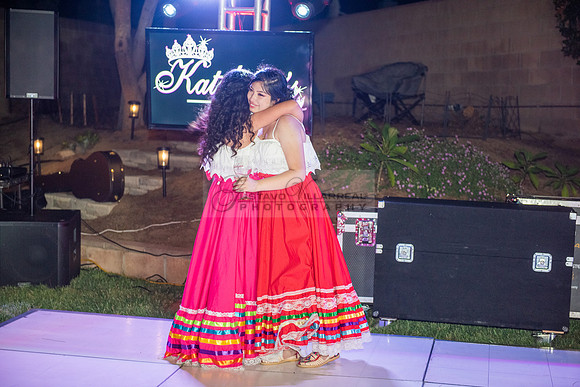 Katelynn Ramirez quinceanera celebration photography and video at Poncitlan square park in Palmdale Ca, www.gustavovillarreal.com, 323-633-8283