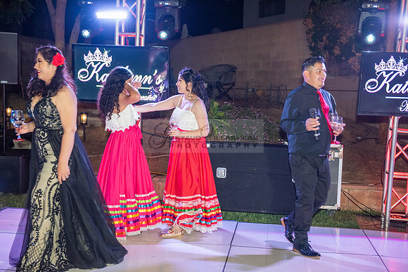 Katelynn Ramirez quinceanera celebration photography and video at Poncitlan square park in Palmdale Ca, www.gustavovillarreal.com, 323-633-8283