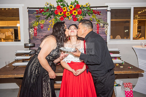 Katelynn Ramirez quinceanera celebration photography and video at Poncitlan square park in Palmdale Ca, www.gustavovillarreal.com, 323-633-8283