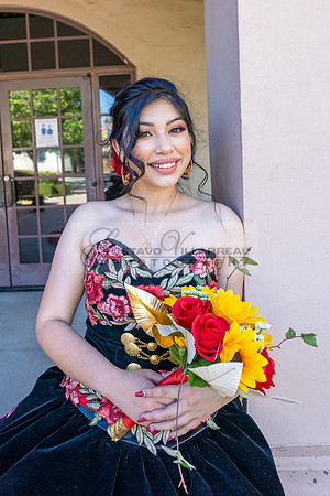 Katelynn Ramirez quinceanera celebration photography and video at Poncitlan square park in Palmdale Ca, www.gustavovillarreal.com, 323-633-8283