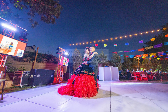 Katelynn Ramirez quinceanera celebration photography and video at Poncitlan square park in Palmdale Ca, www.gustavovillarreal.com, 323-633-8283