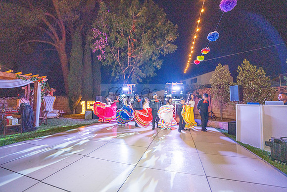 Katelynn Ramirez quinceanera celebration photography and video at Poncitlan square park in Palmdale Ca, www.gustavovillarreal.com, 323-633-8283