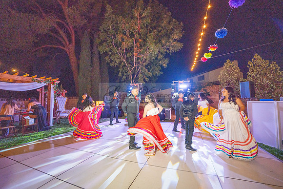 Katelynn Ramirez quinceanera celebration photography and video at Poncitlan square park in Palmdale Ca, www.gustavovillarreal.com, 323-633-8283