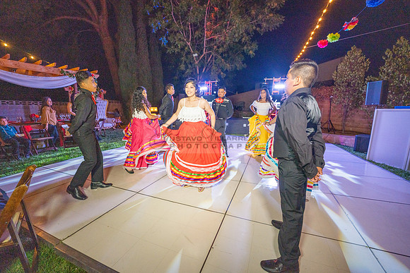Katelynn Ramirez quinceanera celebration photography and video at Poncitlan square park in Palmdale Ca, www.gustavovillarreal.com, 323-633-8283