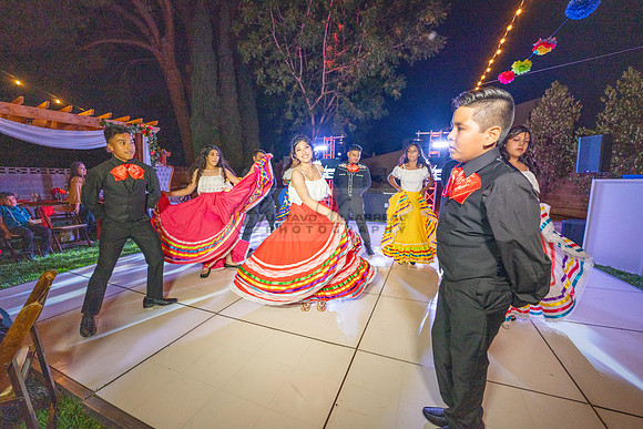 Katelynn Ramirez quinceanera celebration photography and video at Poncitlan square park in Palmdale Ca, www.gustavovillarreal.com, 323-633-8283