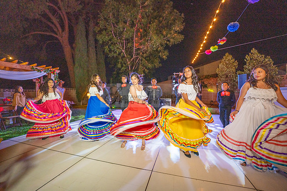 Katelynn Ramirez quinceanera celebration photography and video at Poncitlan square park in Palmdale Ca, www.gustavovillarreal.com, 323-633-8283