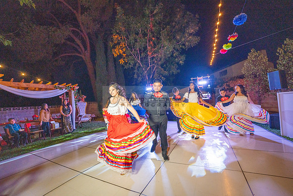 Katelynn Ramirez quinceanera celebration photography and video at Poncitlan square park in Palmdale Ca, www.gustavovillarreal.com, 323-633-8283