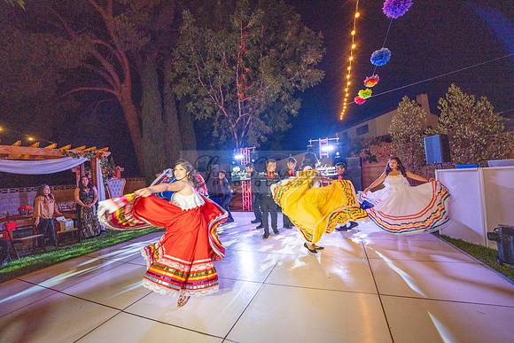 Katelynn Ramirez quinceanera celebration photography and video at Poncitlan square park in Palmdale Ca, www.gustavovillarreal.com, 323-633-8283
