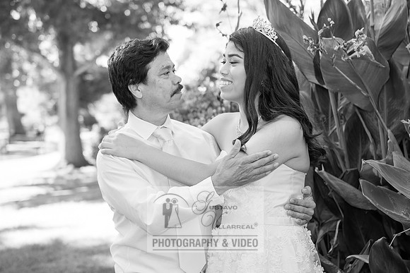 Jade Barrios quinceaneras-sweet sixteen-weddings-bodas-photo-video-anniversaries, birthdays-family portraits-at-penn-park-whittier-ca-www.gustavovillarreal.com-323-633-8283