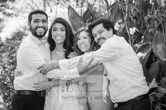 Jade Barrios quinceaneras-sweet sixteen-weddings-bodas-photo-video-anniversaries, birthdays-family portraits-at-penn-park-whittier-ca-www.gustavovillarreal.com-323-633-8283
