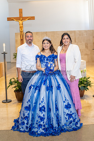 Violeta Noemi quinceanera celebration, photographer , videographer in Hacienda Heights Ca, Montebello Ca, Gustavo Villarreal Photography, 323-633-8283, www.gvphotoandvideo.com