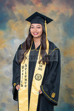 Melissa Ramirez graduation photos in Downey Ca, photo studio by www.gustavovillarreal.com, 323-633-8283