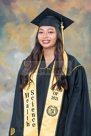 Melissa Ramirez graduation photos in Downey Ca, photo studio by www.gustavovillarreal.com, 323-633-8283