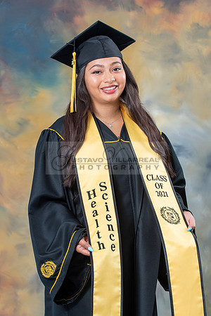 Melissa Ramirez graduation photos in Downey Ca, photo studio by www.gustavovillarreal.com, 323-633-8283