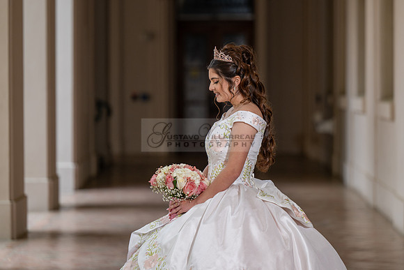 Natalie Gutierrez quinceañera photoshoot at the beautiful and historic place in Pasadena Ca. wedding and sweet 16th Photographer Gustavo Villarreal, 323-633-8283