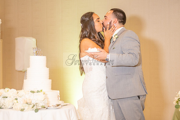 LINK-#1-Stephanie and Albert wedding photography, celebration at Sonesta Redondo Beach and Marina in Redondo Beach Ca, photographer, videographer, Gustavo Villarreal, 323-633-8283, www.gvphotoandvideo