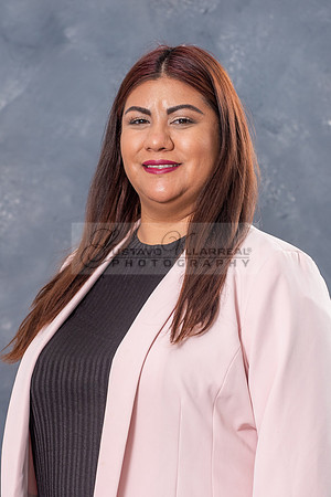 Laryssa Villalobos Business headshots in Whittier Ca, www.gustav
