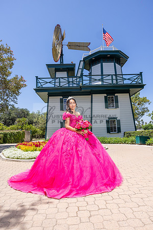 Samantha Rodriguez quinceanera celebration, photography, video at Heritage Park in Pico Rivera Ca. Bellflower, Santa Ana, Gustavo Villarreal photography, 323-633-8283, www.gvphotoandvideo.com
