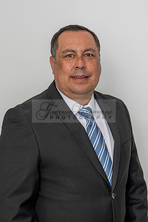 Jose Mireles Business Headshots, corporate, realtor, in Whittier California, Gustavo Villarreal photography, 323-633-8283