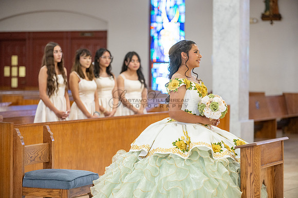 Arianna Tejada quinceanera celebration, photography, videography at Our lady of Guadalupe in El Monte Ca, Fiesta Mexican banquet Hall Montclair Ca, Gustavo Villarreal photo and video, 323-633-8283, ww