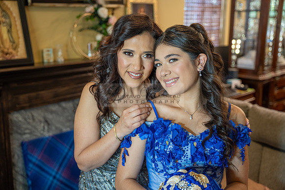 Violeta Noemi quinceanera celebration, photographer , videographer in Hacienda Heights Ca, Montebello Ca, Gustavo Villarreal Photography, 323-633-8283, www.gvphotoandvideo.com