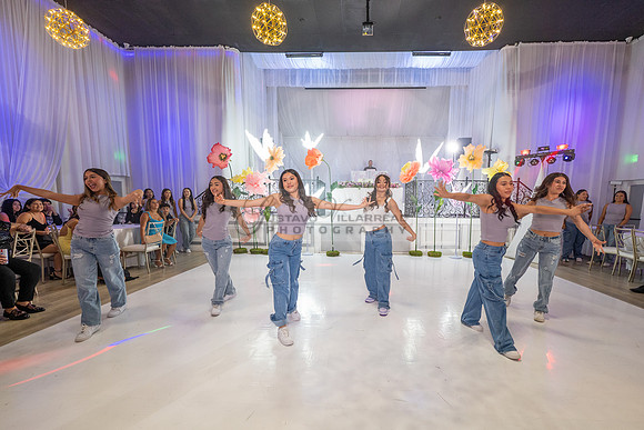 LINK #2-Janelle Ornelas, Sweet Sixteen, quinceanera, celebration at El Palacio Hall in south El Monte Ca, Gustavo Villarreal Photography, 323-633-8283, www.gvphotoandvideo.com