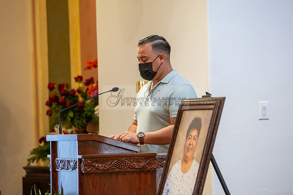 Cristal and Justino wedding and quinceaneras, photographer, videographer in Compton Ca. 323-633-8283