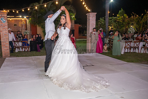 Lalo and Indira wedding, boda en Puga Nayarit Mexico, Gustavo Villarreal Photography, 323-633-8283, www.gustavovillarreal.com