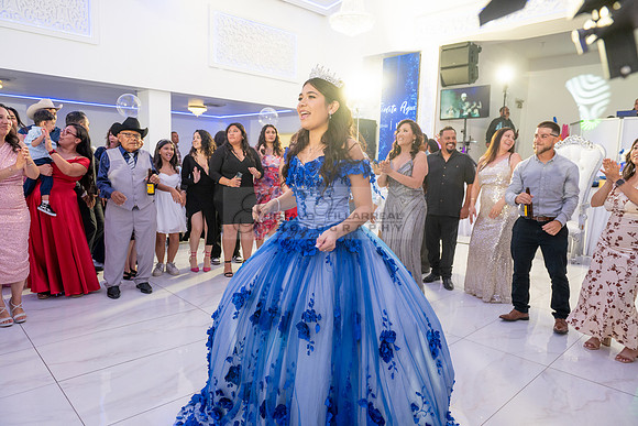 Violeta Noemi quinceanera celebration, photographer , videographer in Hacienda Heights Ca, Montebello Ca, Gustavo Villarreal Photography, 323-633-8283, www.gvphotoandvideo.com