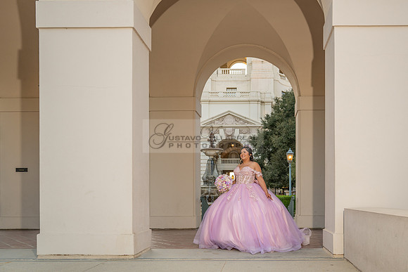 Camila Pacheco quinceanera, sweet 16, photo session in Pasadena City Hall in Pasadena California, photography and videography by Gustavo Villarreal photographer, 323-633-8283, www.gvphotoandvideo.com