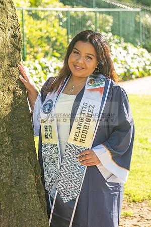 Melanie graduation photographer CSUF, California State University Fullerton, Whittier Ca, Gustavo Villarreal Photography, 323-633-8283, www.gvphotoandvideo.com