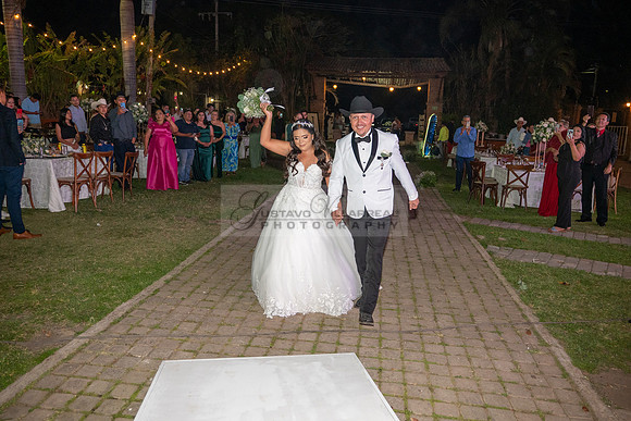 Lalo and Indira wedding, boda en Puga Nayarit Mexico, Gustavo Villarreal Photography, 323-633-8283, www.gustavovillarreal.com