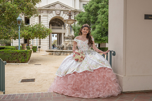 Natalie Gutierrez quinceañera photoshoot at the beautiful and historic place in Pasadena Ca. wedding and sweet 16th Photographer Gustavo Villarreal, 323-633-8283