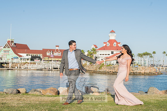 Alejandro and Monique engagement photos at Long beach Harbor Lighthouse, 323-633-8283, www.gustavovillarreal.com