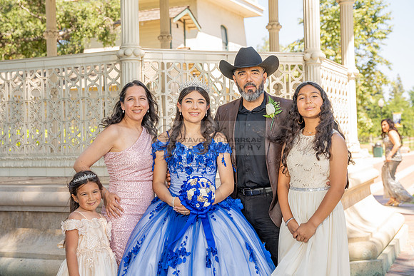 Violeta Noemi quinceanera celebration, photographer , videographer in Hacienda Heights Ca, Montebello Ca, Gustavo Villarreal Photography, 323-633-8283, www.gvphotoandvideo.com