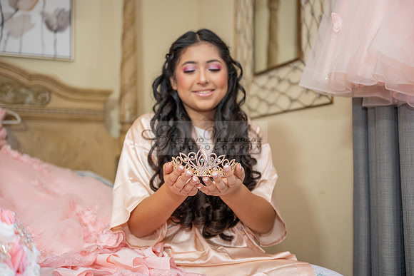 Janice Carrillo, sweet 16, quinceanera celebration at Royal Palace in Pasadena Ca. Gustavo Villarreal Photography, videography, 323-633-8283, www.gvphotoandvideo.com
