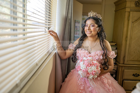 Janice Carrillo, sweet 16, quinceanera celebration at Royal Palace in Pasadena Ca. Gustavo Villarreal Photography, videography, 323-633-8283, www.gvphotoandvideo.com