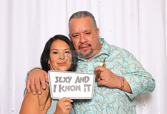Stephanie and Albert wedding celebration, photo booth in Redondo Beach Ca, Gustavo Villarreal Photography, 323-633-8283, www.gvphotoandvideo.com