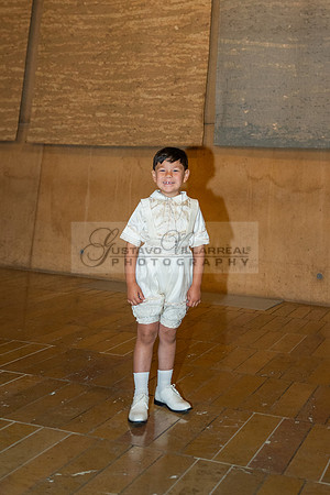 Baptism photographer, videographer at Cathedral of our Lady of Angeles in Los Angeles Ca. Gustavo Villarreal Photography, 323-633-8283, www.gvphotoandvideo.com