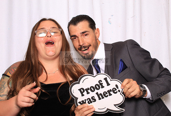 Stephanie and Albert wedding celebration, photo booth in Redondo Beach Ca, Gustavo Villarreal Photography, 323-633-8283, www.gvphotoandvideo.com
