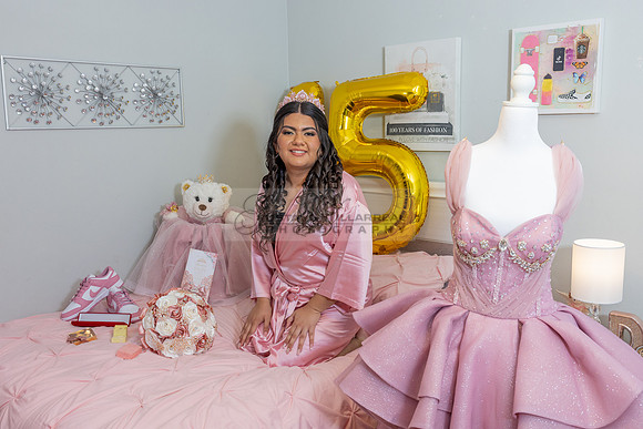 Darlene Dorado quinceanera celebration at San Matthias Catholic church in Huntington par, reception at Dell Banquet hall in Lynwood Ca, Gustavo Villarreal, photography, videography, 323-633-8283, www.