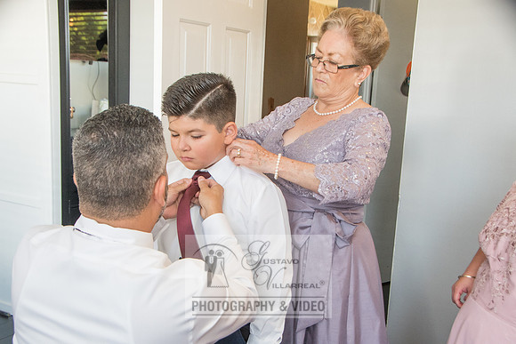 Beatriz and Eric wedding photographers, videographers, quinceaner
