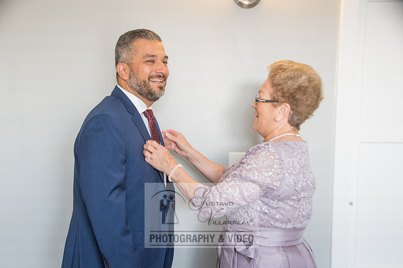 Beatriz and Eric wedding photographers, videographers, quinceaner