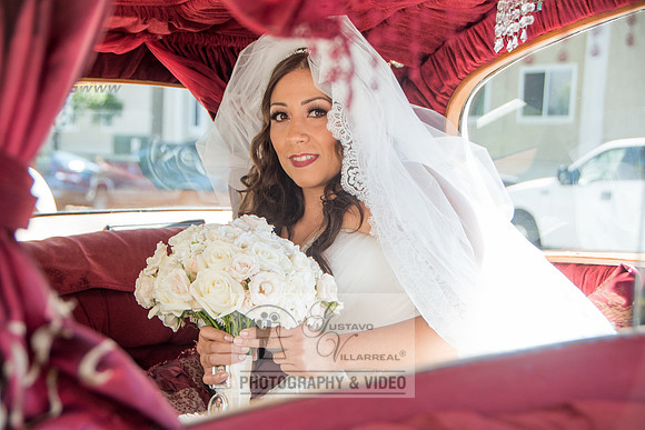 Beatriz and Eric wedding photographers, videographers, quinceaner