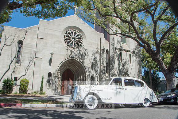 Beatriz and Eric wedding photographers, videographers, quinceaner