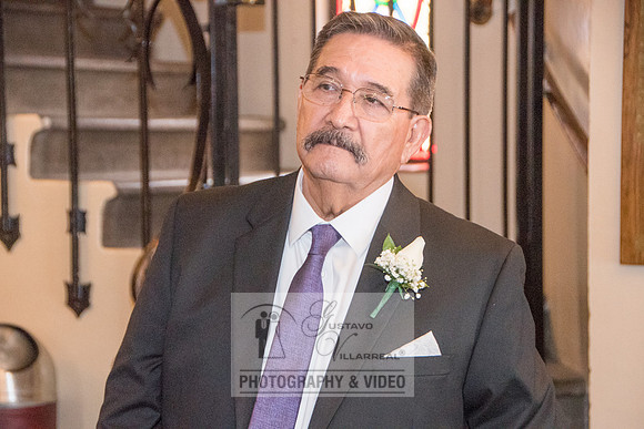 Beatriz and Eric wedding photographers, videographers, quinceaner