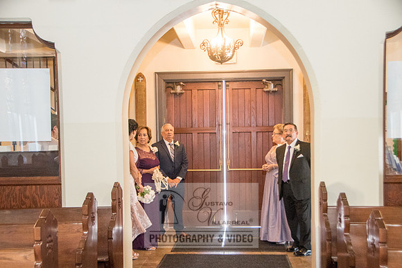 Beatriz and Eric wedding photographers, videographers, quinceaner