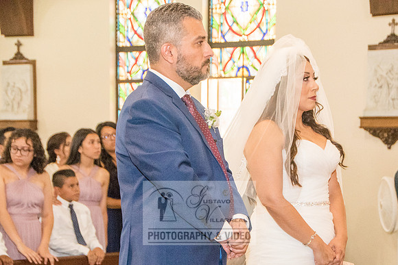 Beatriz and Eric wedding photographers, videographers, quinceaner